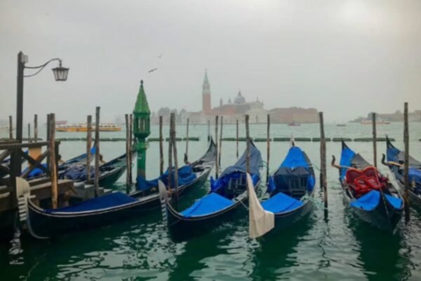 VENECIA, LA CIUDAD QUE SE REFLEJA EN Sí MISMA